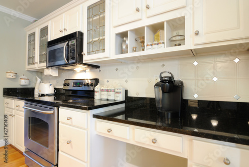 Photo: Modern Home Kitchen Modern Home Kitchen
