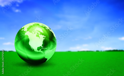 Foto: globe on grass globe on grass