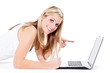 Foto: lebenslustige frau am notebook lebenslustige frau am notebook