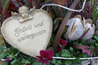 Grabschmuck