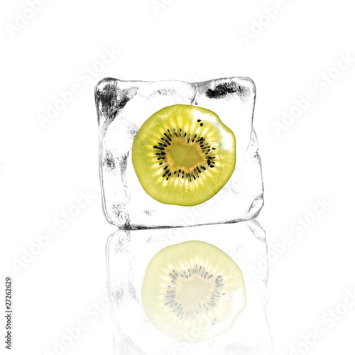 Photo: Kiwi im Eisblock Kiwi im Eisblock