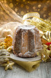 pandoro traditional italian christmas cake-pandoro
