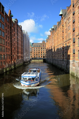 Foto: Hafenrundfahrt durch die Hamburger Speicherstadt Hafenrundfahrt durch die Hamburger Speicherstadt