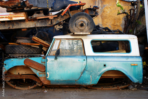 Photo: Old abandoned car Old abandoned car
