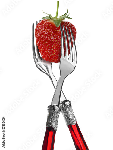 Photo: Two forks with strawberry Two forks with strawberry
