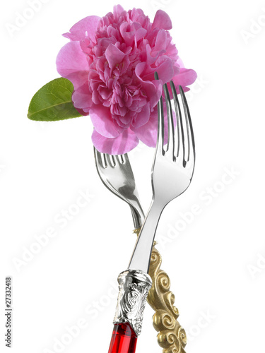 Photo: Two forks with flower:wedding meal Two forks with flower:wedding meal