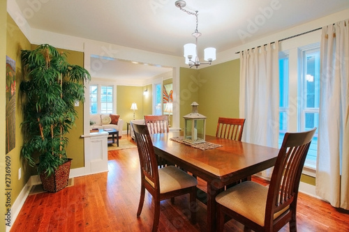 Photo: Dining room Dining room