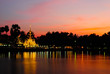 wat thai at night