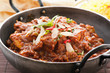 Chichen Madras im Schmortopf