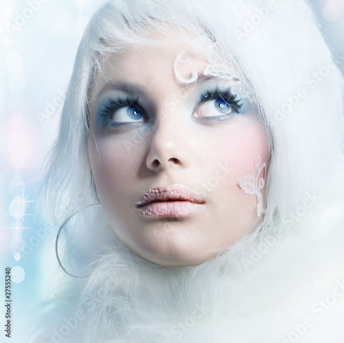 Foto: Winter Beauty.High-key Fashion Art.Perfect makeup Winter Beauty.High-key Fashion Art.Perfect makeup