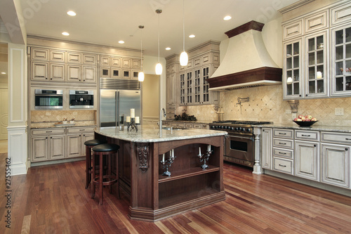 Photo: Kitchen with rectangular island Kitchen with rectangular island