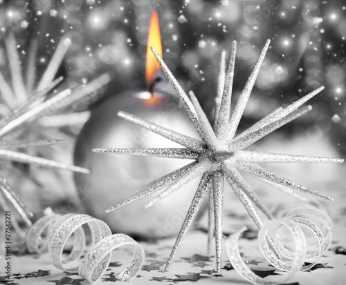 Foto: Silver Christmas candle Silver Christmas candle
