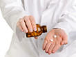 Doctor gives drugs