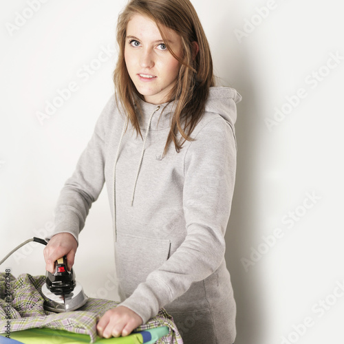 Foto: Hausarbeit bügeln Hausarbeit bügeln