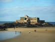 le fort de saint malo vu des remparts le fort de saint malo vu des remparts