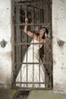 Braut hinter Gittern