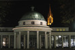 Hylliger Born und Stadtkirche Bad Pyrmont, Nachtaufnahme