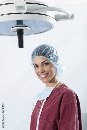 Photo: Surgeon in operating room Surgeon in operating room