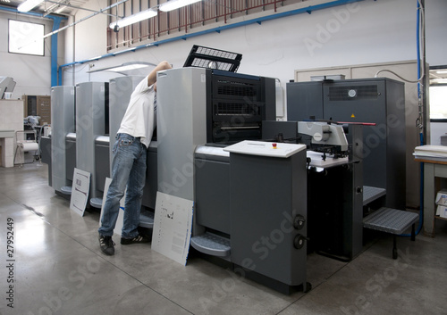 Photo: Press printing (printshopt) - Offset machine Press printing (printshopt) - Offset machine