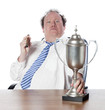 cliché de business man au trophée cliché de business man au trophée