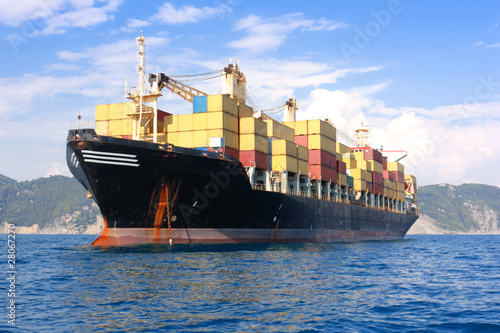 Photo: transportation, containers ship transportation, containers ship