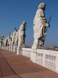 statues statues