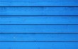 Mur en bois coloré en bleu Mur en bois coloré en bleu