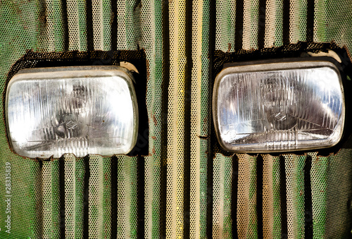 Foto: Faros de tractor Faros de tractor