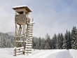 hochsitz im winter