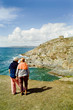 Photo : couple âgé en promenade a sainte anne la palud en bretagne couple âgé en promenade a sainte anne la palud en bretagne
