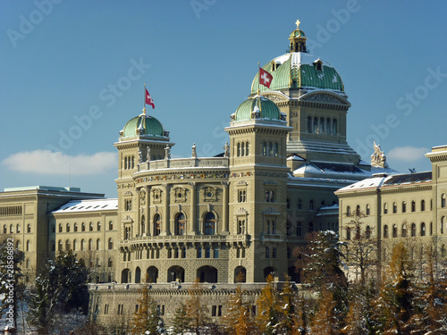 Photo: bundeshaus in bern bundeshaus in bern