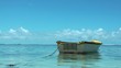Kleines Fischerboot auf dem Meer