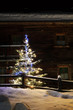 albero di natale con neve