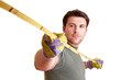 Handwerker misst mit Metermaß