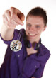 DJ hält Discokugel