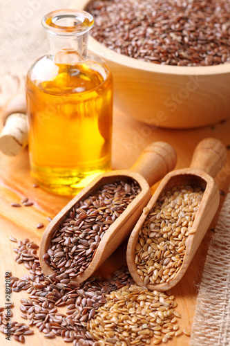Photo: Linseed oil and flax seeds Linseed oil and flax seeds