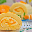 Biskuitrolle mit Pudding und Mandarinen Biskuitrolle mit Pudding und Mandarinen