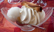 dessert boule de glace et chantilly dessert boule de glace et chantilly