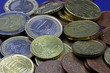 Viele Euro- und Cent-Münzen