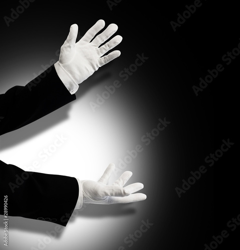 Photo: Illusionist white gloves Illusionist white gloves