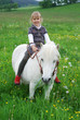 Mädchen mit Pony