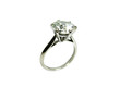 Photo: bague en diamant sur fond blanc bague en diamant sur fond blanc