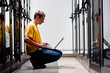 The engineer front equipment in datacenter and configuring it