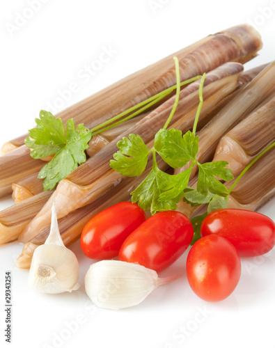 Photo: Cannelli aglio prezzemolo e pomodorini Cannelli aglio prezzemolo e pomodorini