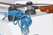 winch poulie et cordes sur voilier