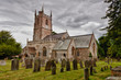 Kirche und Friedhof von Avebury, Südengland