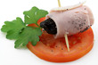 roulé de jambon au pruneau sur tranche de tomate roulé de jambon au pruneau sur tranche de tomate