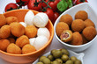 Olive all'ascolana con mozzarelline fritte