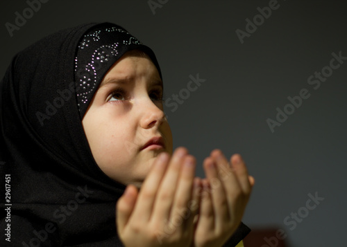 Photo: Girl praying Girl praying