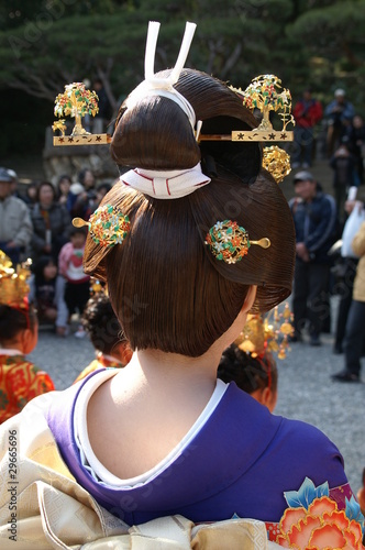 Photo: 日本人女性 着物 かつら 鬘 後ろ姿 日本人女性 着物 かつら 鬘 後ろ姿